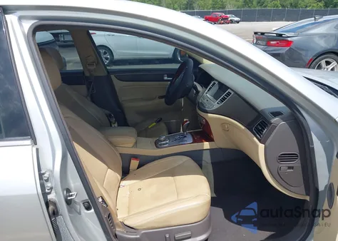 2012 Hyundai Genesis 4.6 z USA, uszkodzony, nr VIN KMHGC4DF0CU206780